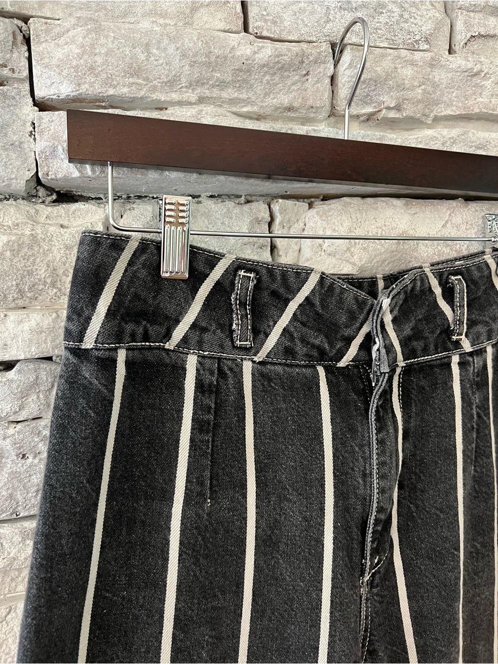 BDG Black High Waisted Cropped Jeans with White Vertical Stripes - Picture 4 of 13